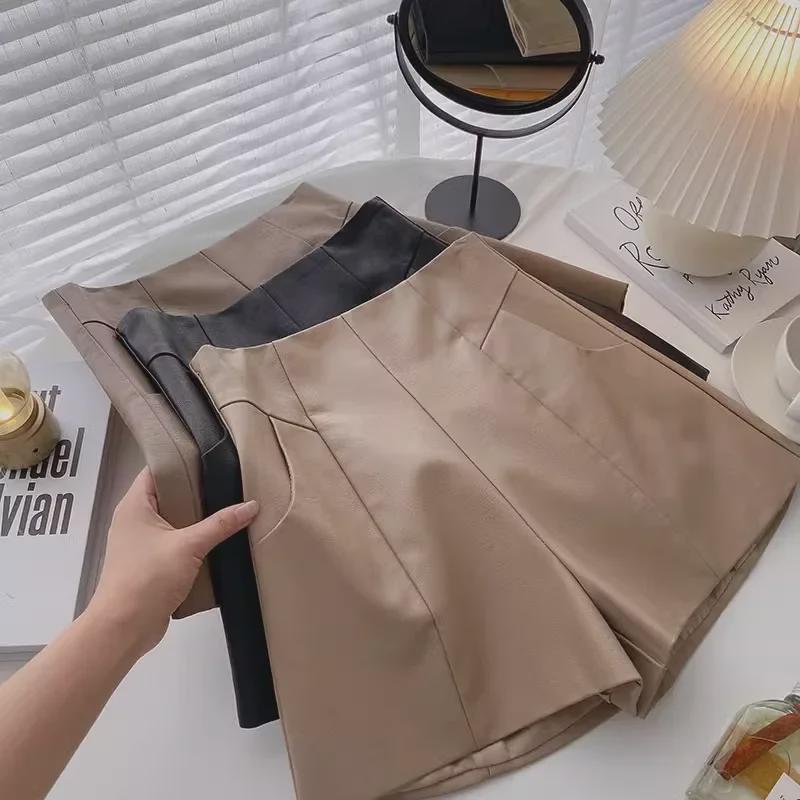 Женские шорты А-силуэта из искусственной кожи с высокой талией и широкими штанинами — корейская мода на осень/зиму