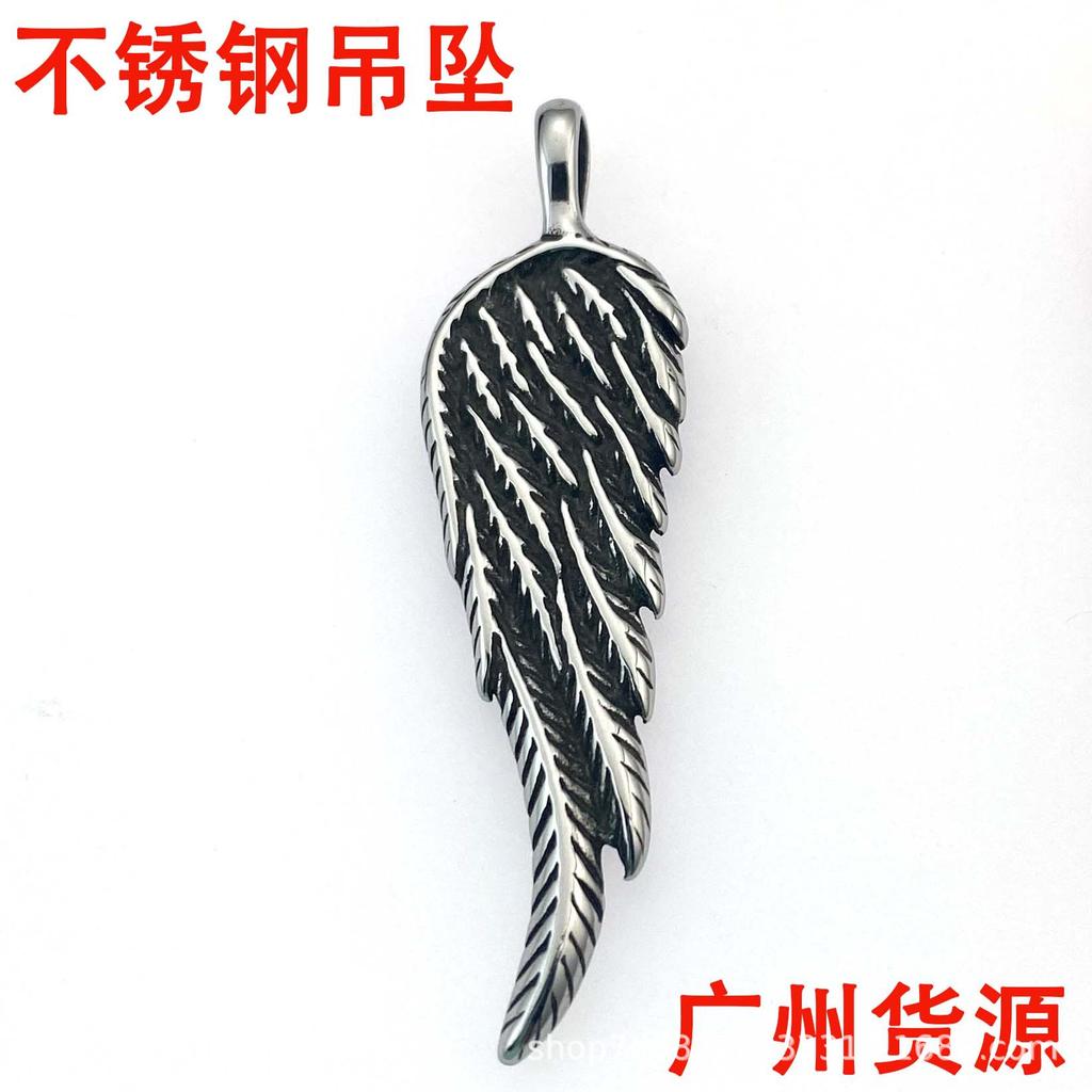 Fashion Hip Hop Titanium Steel Feather Pendant Personality Men'S And Women'S Casual Couple Necklace Sweater Chain