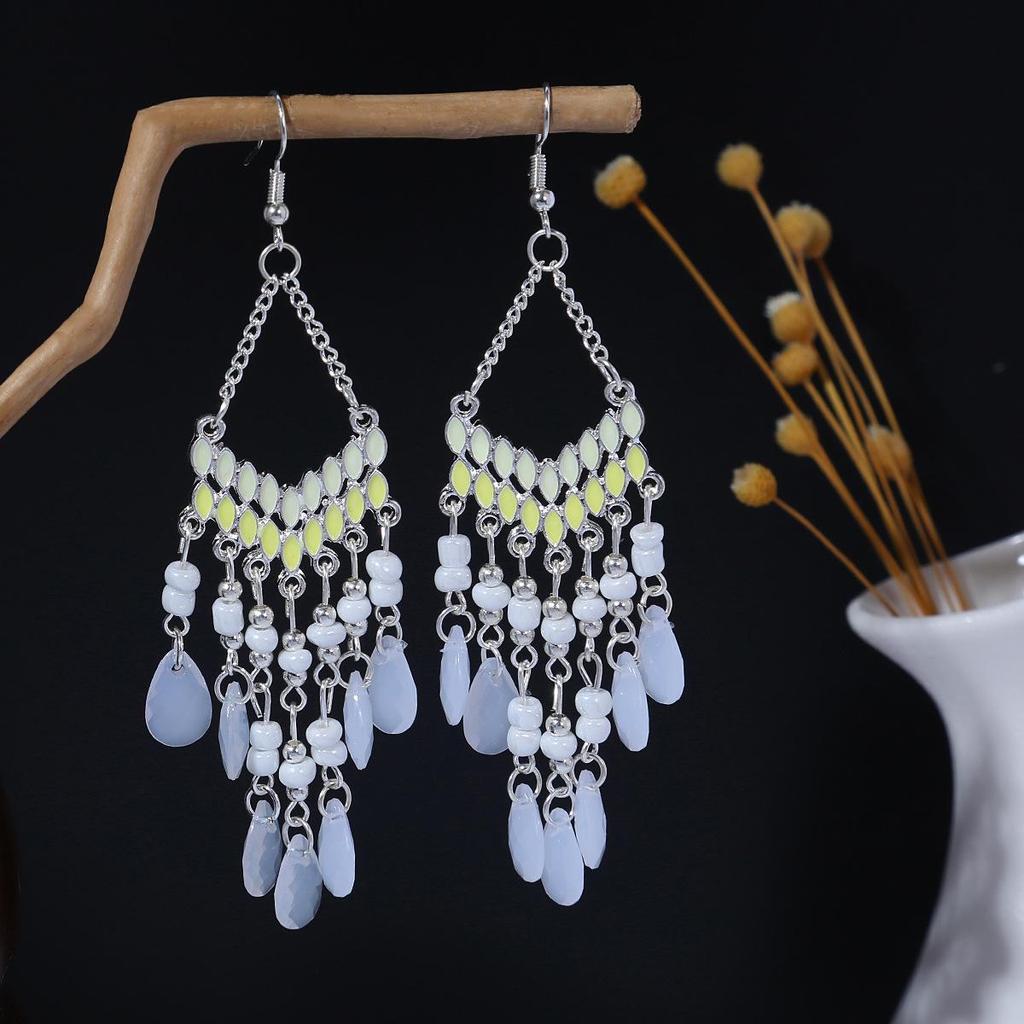 Серьги-кисточки с рисовыми бусинами и каплями воды в стиле бохо - этнический стиль, яркая индивидуальность