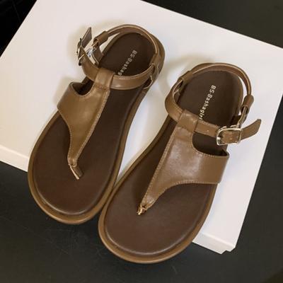 Модные сандалии-шлепанцы с круглым носком и узким ремешком для женщин, с перемычкой для пальца, с полым ремешком и пряжкой, летние, модные, удобные, нескользящие, для отпуска, пляжная обувь