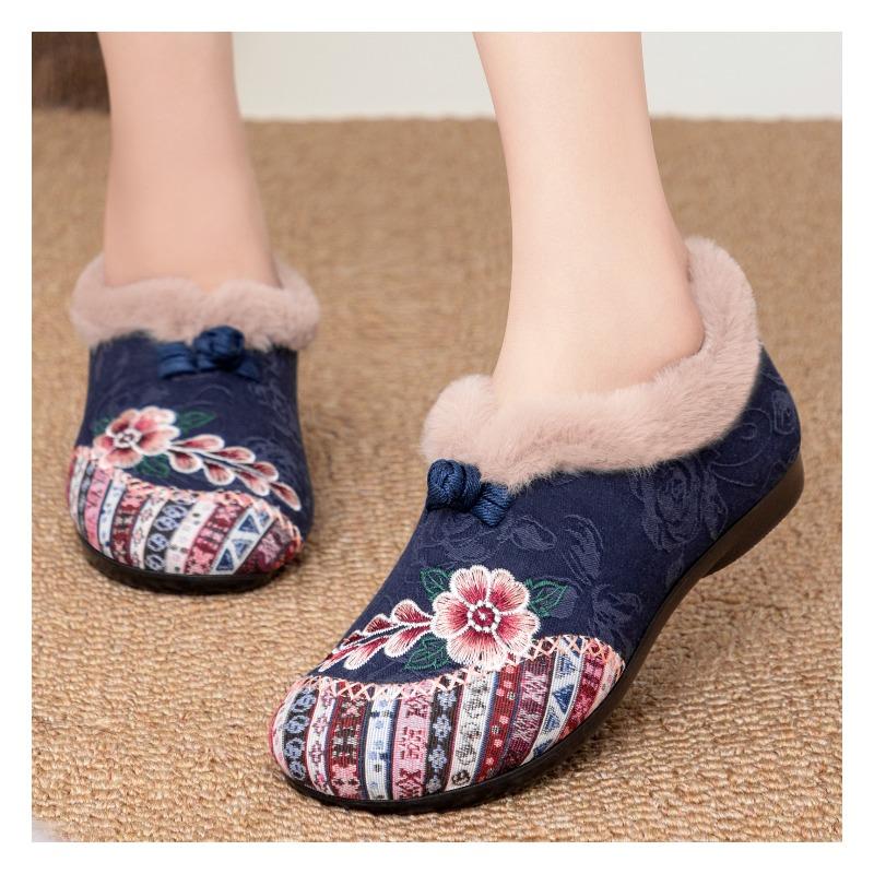 Cotton Shoes Women's Snow Boots Plus Size Embroidered Boots Fashion Women's Boots Fleece Thickened Cotton Boots