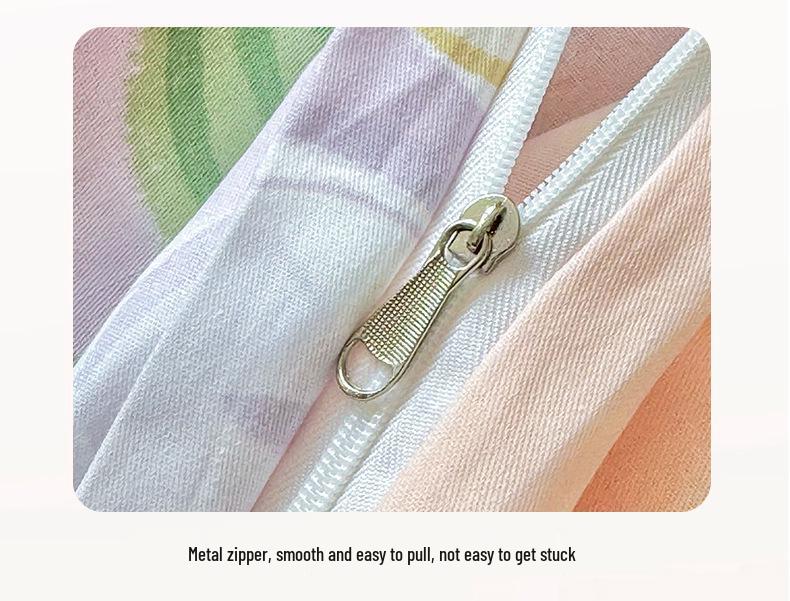 Комплект из четырех предметов из хлопка с принтом «Новый принт» 2025 года.