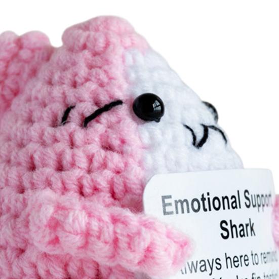 Позитивная вязаная крючком кукла Акула с вдохновляющей открыткой Эмоциональная поддержка Ручная работа Вязание Море