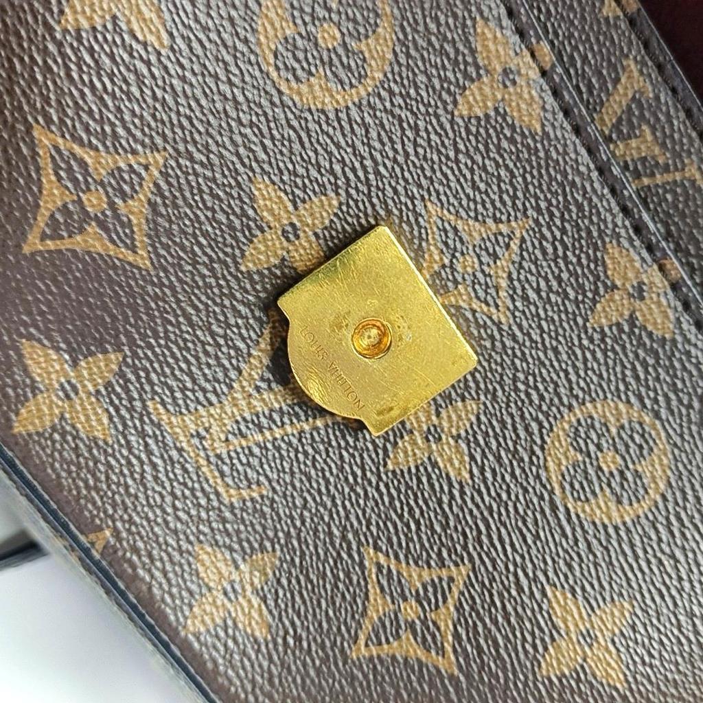 [Pre-Owned] Passy Classic Monogram Adjustable Shoulder Strap Coated Canvas With Leather Trim Messenger Bag - Good #1O4KVH4