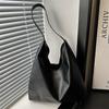 Large Capacity Solid Color Popular Tote Bag Casual Commuter Shoulder Bag Fashionable Personalized Handbag