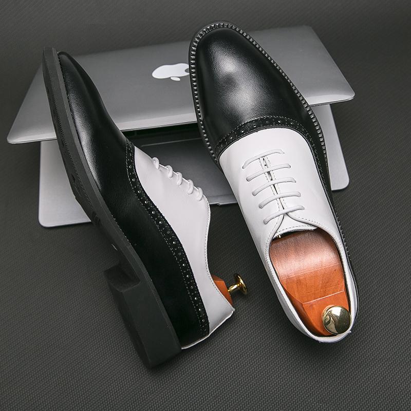 Модная мужская британская обувь с острым носком, черно-белая, мужская свадебная обувь, для выпускного вечера, для возвращения домой, обувь для джентльмена, мужская социальная обувь