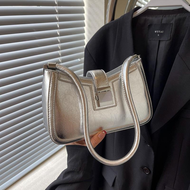 Премиальная текстура нишевая сумка женская сумка 2024 лето новая популярная универсальная сумка на одно плечо подмышкой ручная переноска маленькая квадратная сумка