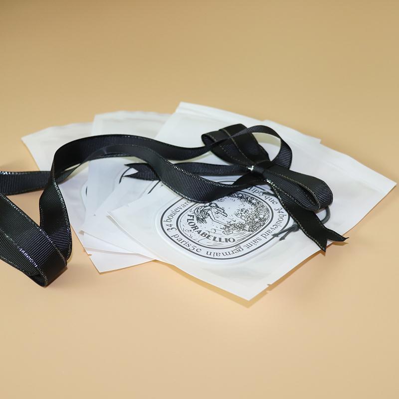 4 шт. оригинальный запах авто аромат парфюмерный диффузор женский автомобильный освежитель воздуха стойкий аромат подвесной автомобильный парфюм