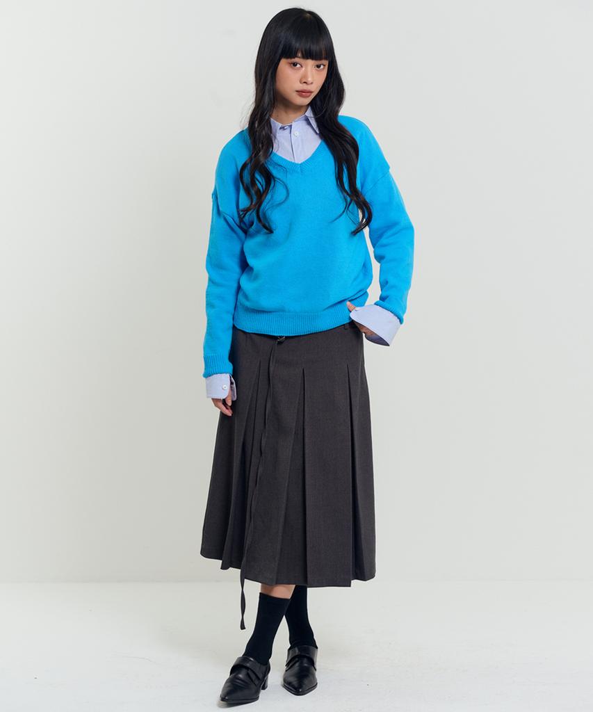 RAVEROUS Spring V-Neck Knit