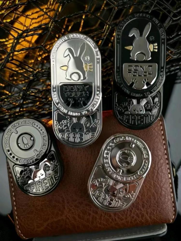 Edc Мультяшный Кролик Узор Антистресс Толкающая Карточка Снятие Напряжения Тактильный Хрустящий Звук Металлический Толкатель Слайдер Снятие Стресса Игрушка для Кончиков Пальцев