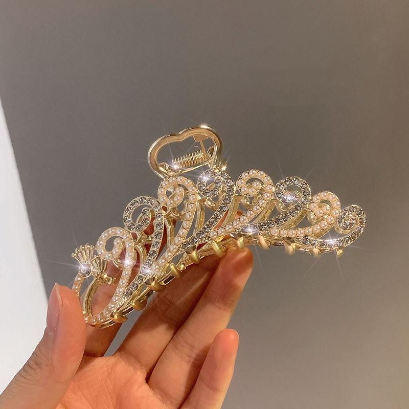 Elegant Metal Rhinestone Hair Claw Gold Color Hollow Geometry Hair Clips for Women Vintage Hairpin Hair Crab Hair Accessories