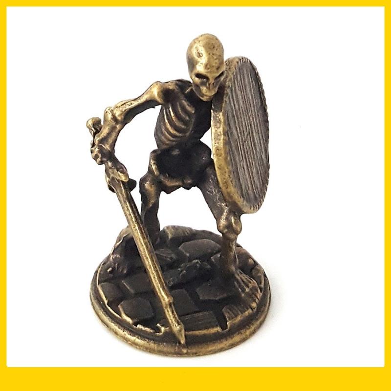 1 шт., Орнамент «Череп с мечом и щитом», Домашнее украшение, Настольный орнамент, Игрушка/Поделка на Хэллоуин