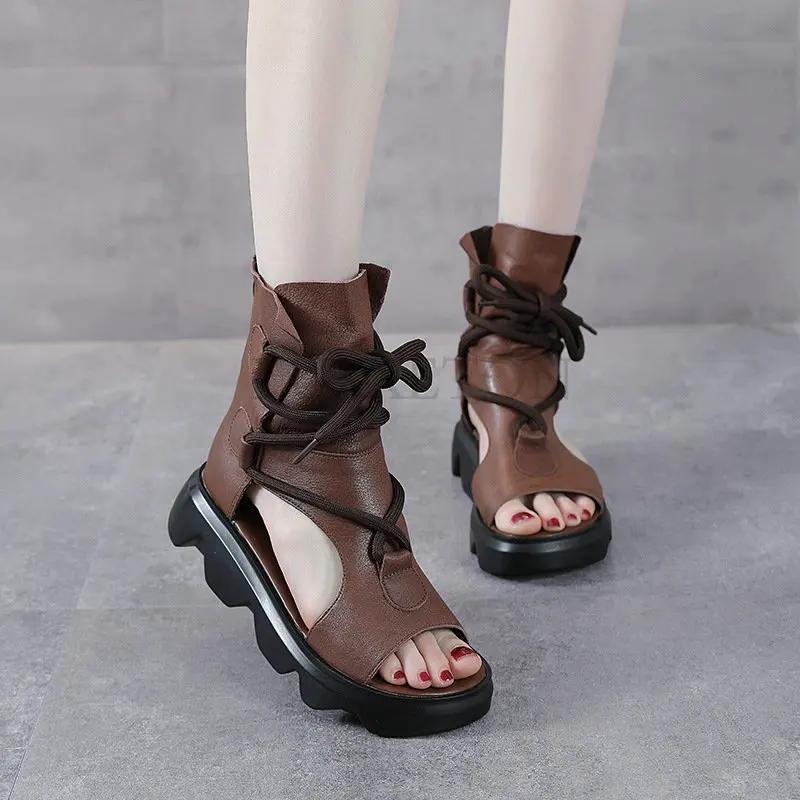 Модные летние прохладные сапоги женские из натуральной кожи на танкетке с каблуком-платформой ботильоны женские сандалии с открытым носком ретро