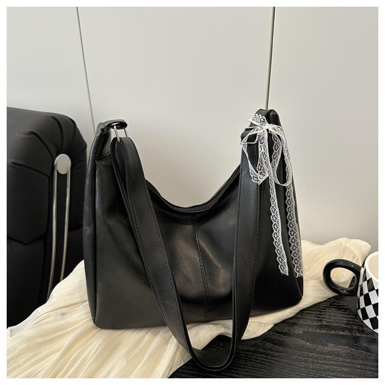 Korean Version of Large-capacity Underarm Bag Women's 2025 New Fashion Shoulder Bag Simple and Versatile Popular Commuter Tote Bag