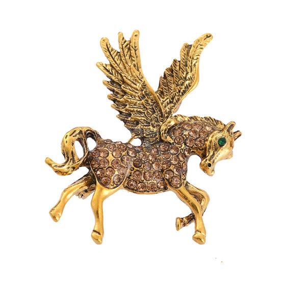 Flying Horse Brooch Rhinestone Winged Horse Lapel Pin Sparkling Retro Horse Brooch Pin Outfit Accessory for Sweaters Hats Coats