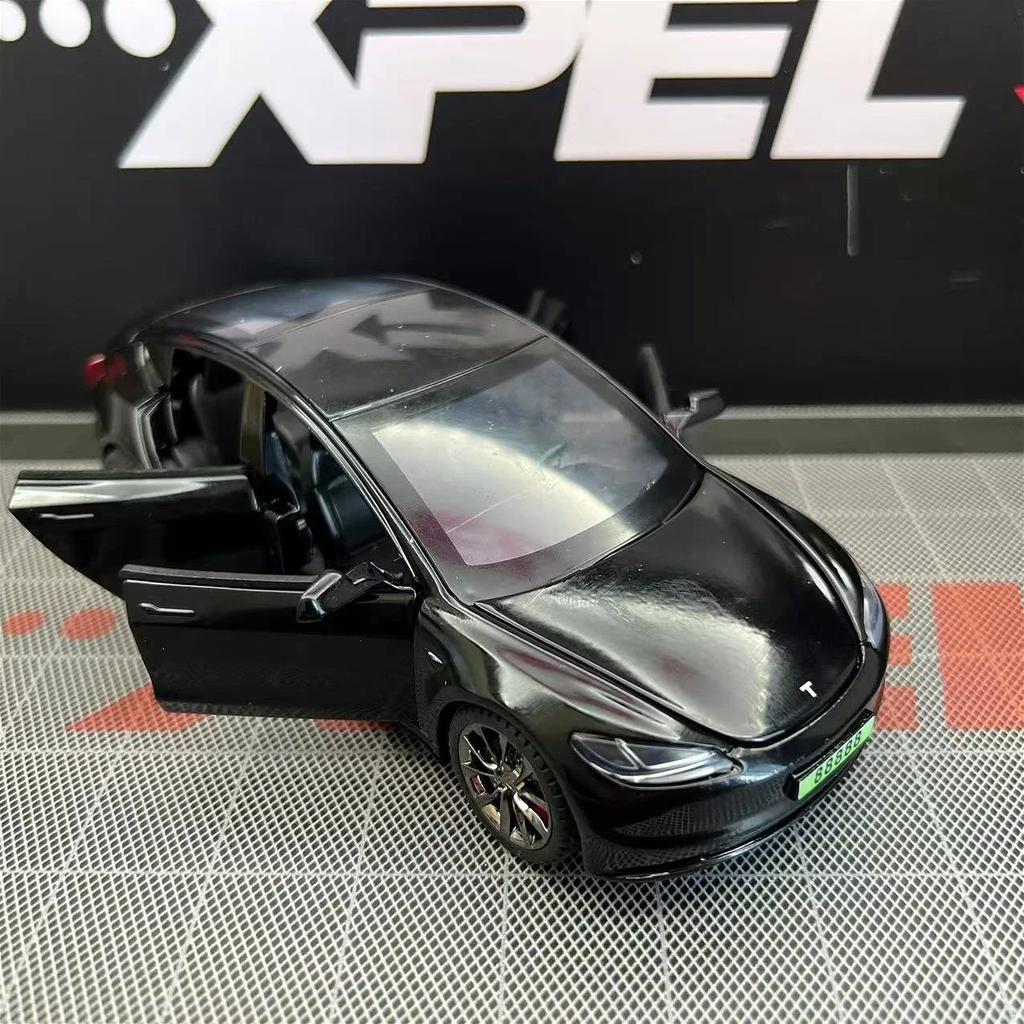 1:32 Модель Tesla Model 3 Сплав Модель автомобиля Симуляция Звук и свет Игрушечная машинка с инерционным механизмом Металлическая машинка Коллекция для мальчиков Украшения Подарок