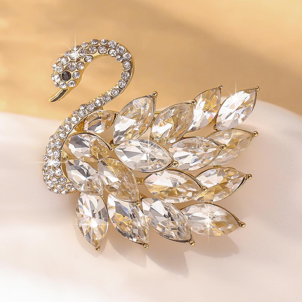 Elegant Crystal Swan Brooch for Women and Girls - Sparkling Rhinestone Animal Pin-804014