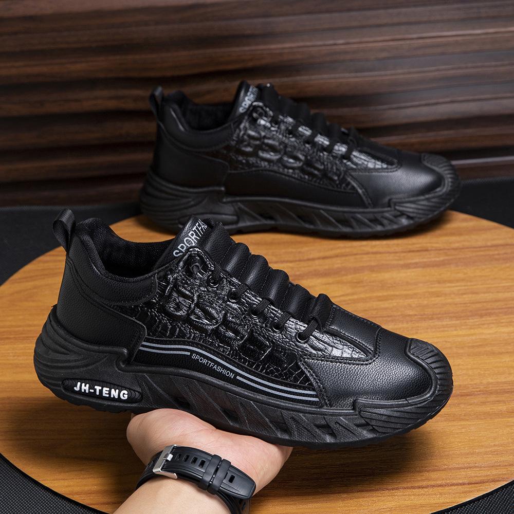 Large size men's shoes autumn travel non-slip and wear-resistant casual sports shoes sports shoes youth men's sports shoes