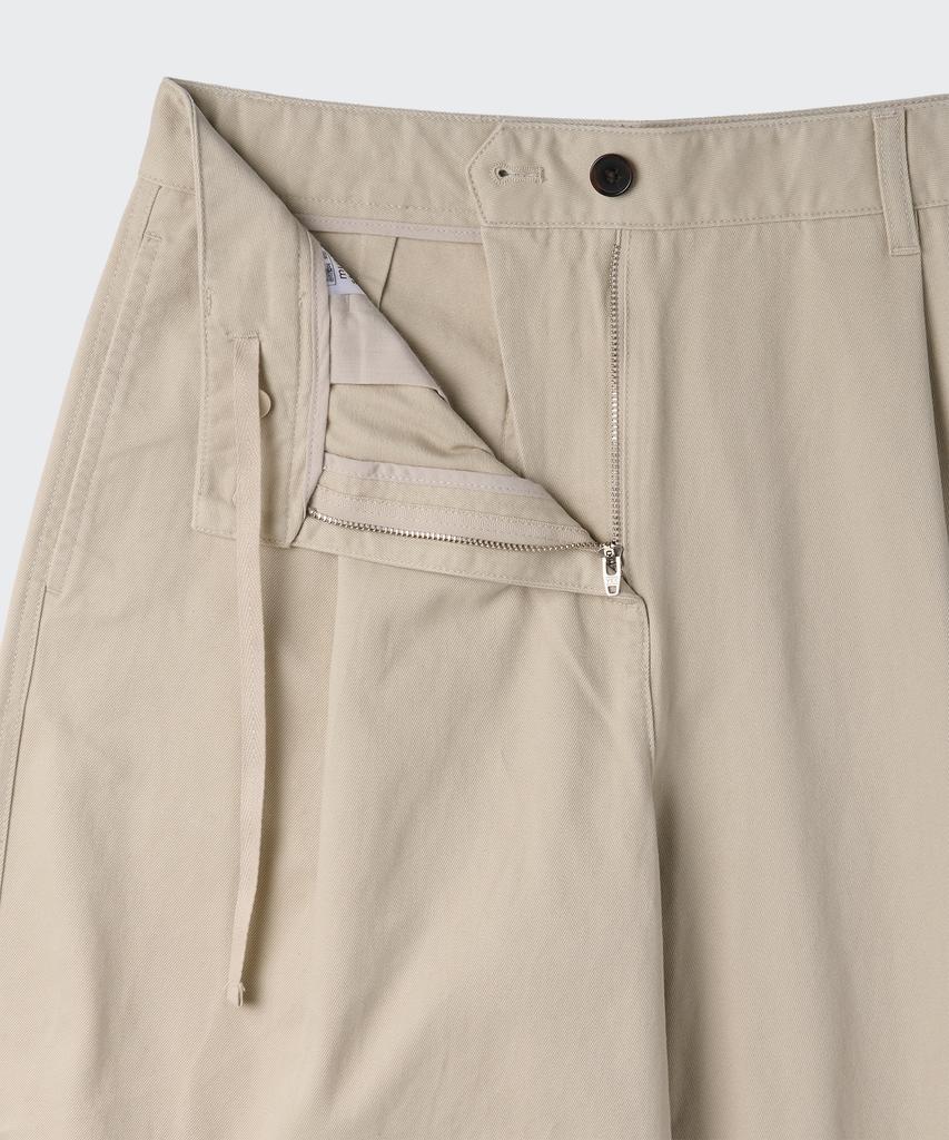 MUSINSA STANDARD WOMAN Women'S Deep Tuck Extra Wide Chino Pants [Light Beige]
