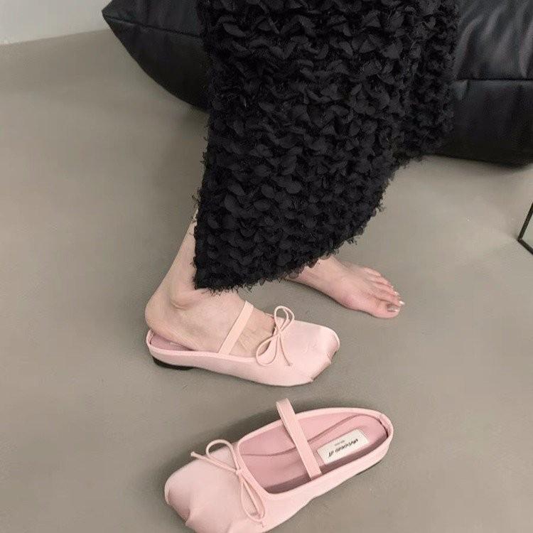 2024 Роскошные кружевные балетки из атласного шелка с завязками на ногах, женские балетки с квадратным носком и бантом на резинке, женские свадебные туфли с цветочным принтом