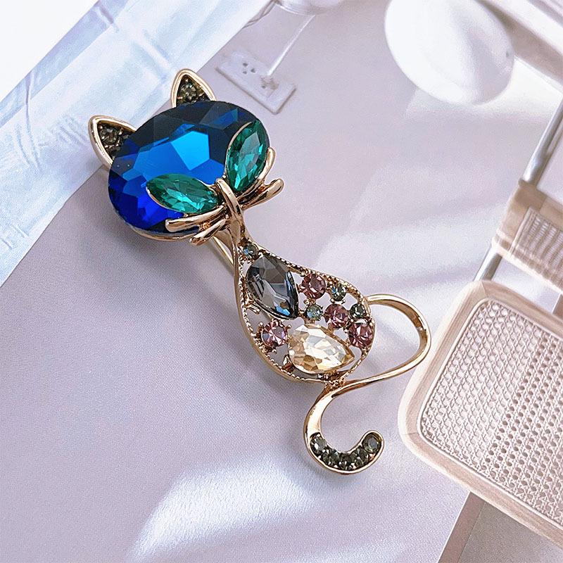 Luxury Sapphire Cat Brooch Rhinestone Lapel Pin Corsage