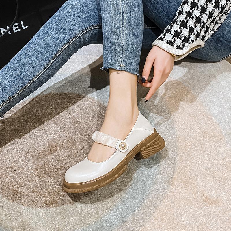 Spring New Women 'S Mary Jane Shoes Fashion Loafers White Casual Leather Shoes Shallow Mouth Design Large