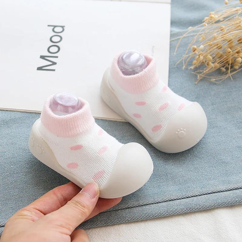 Обувь для новорожденных, осенняя обувь для ходьбы для новорожденных, дышащая детская обувь, носки для дома, мягкая подошва, легкая повседневная спортивная обувь, детская вещь