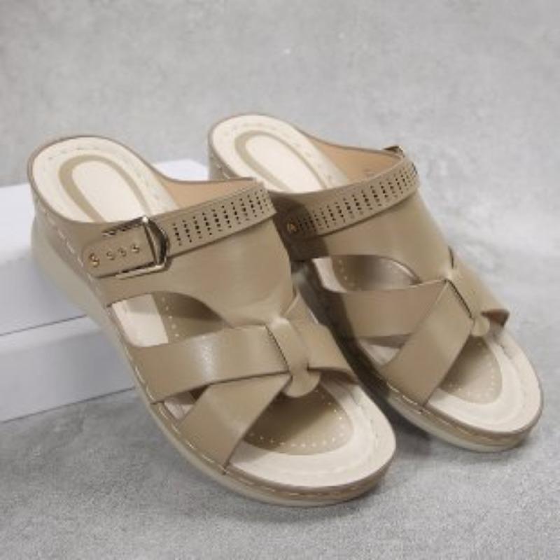 Summer New Large Size Wind Light Slope Heel Women's Slippers Metal Belt Buckle Beach Shoes Women