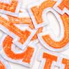 A~ Z Оранжевая Английская Буква Вышивка Тканевая Наклейка Компьютерная Вышивка Наклейка Термоплавкий Клей Наклейка для Глажки