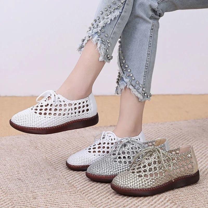 2025 Summer Women's Soft Leather Woven Sandals Flat Comfortable Slides for Mom,Breathable Lightweight Soft-Sole Casual Shoes