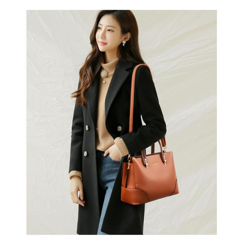 New Fashion Handbag Large Capacity Shoulder Bag Messenger Bag