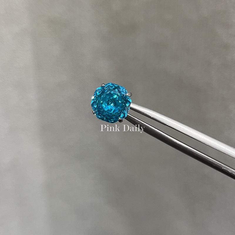 Blinking Diamond Rose Cut Cartilage Stud, 8mm Flat Back Titanium Steel Camellia Design.