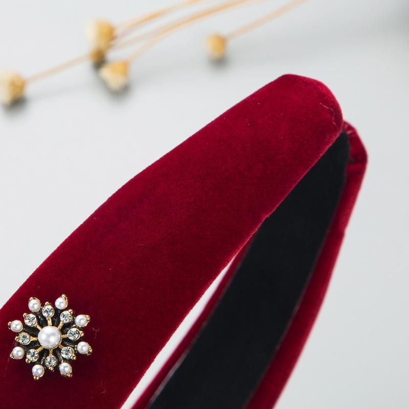 Women's Hair Hoop Baroque Vintage Pearl Water Bit Flannelette Thin Sponge Headwear