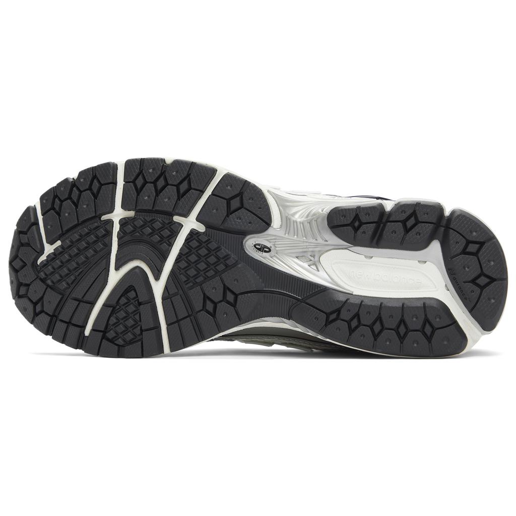 New Balance Кроссовки 1906R 'Silver Metallic Black' M1906RER