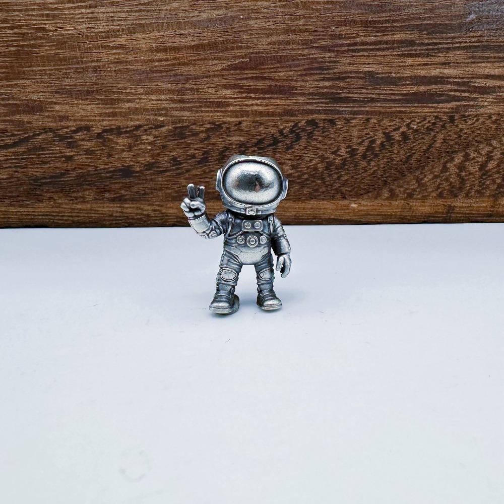 3D Design Spaceman Lanyard Charm Brass Figure Spacer Bead for Keychain DIY Making