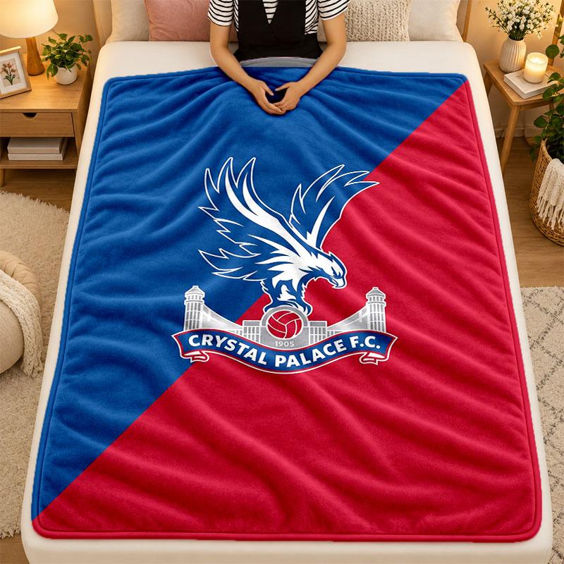 Flannel BlanketCrystal Palace Football Warm Soft Throw Blanket for Indoor Sofa Bed Living Room Use