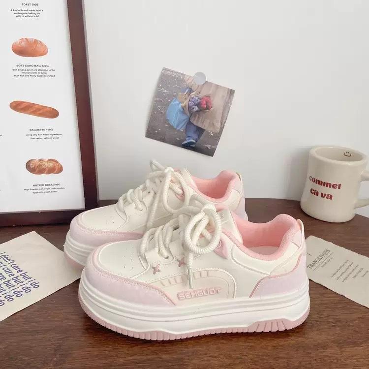 Платформенные белые женские туфли 2025 осень новая мода универсальная цветовая гамма кеды студентки спортивная и повседневная обувь розовый