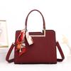 High-end red bag, new temperament fashion handbag, women's mother bag, large-capacity messenger