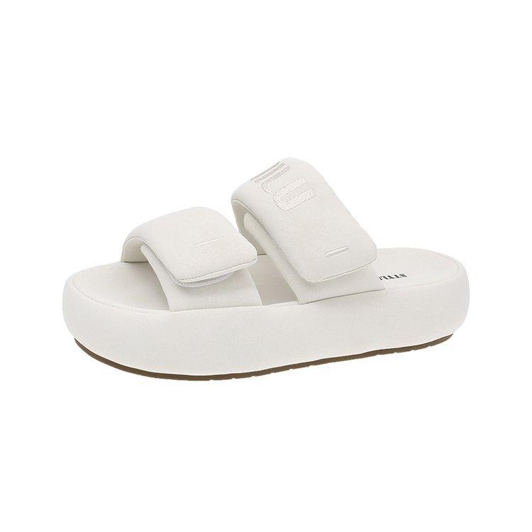 Маффин на толстой подошве легкий на липучке одно слово женская верхняя одежда 2025 лето новый модный универсальный хлеб крутые тапочки