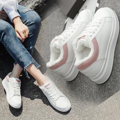 Мода НОВАЯ Маленькие белые туфли женские зимние новые корейские версии кожаных диких плоских туфель плюс бархатные хлопковые туфли