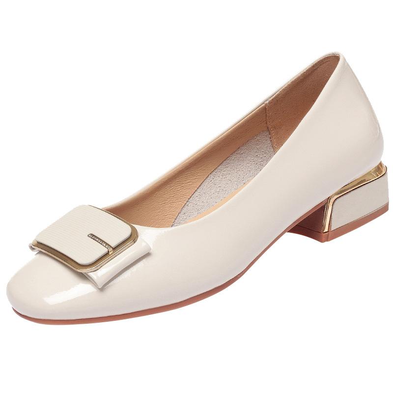 Весенние новые женские модные туфли на квадратном каблуке для вечеринок, черные офисные туфли из мягкой искусственной кожи, удобные балетки с металлической пряжкой