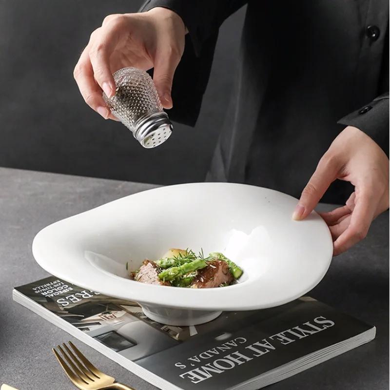 Белая керамическая посуда Большая суповая тарелка Обеденные тарелки Десертная тарелка Тарелки для фруктов Салатник Тарелка для лапши Поднос для закусок Блюдо для дим-самов