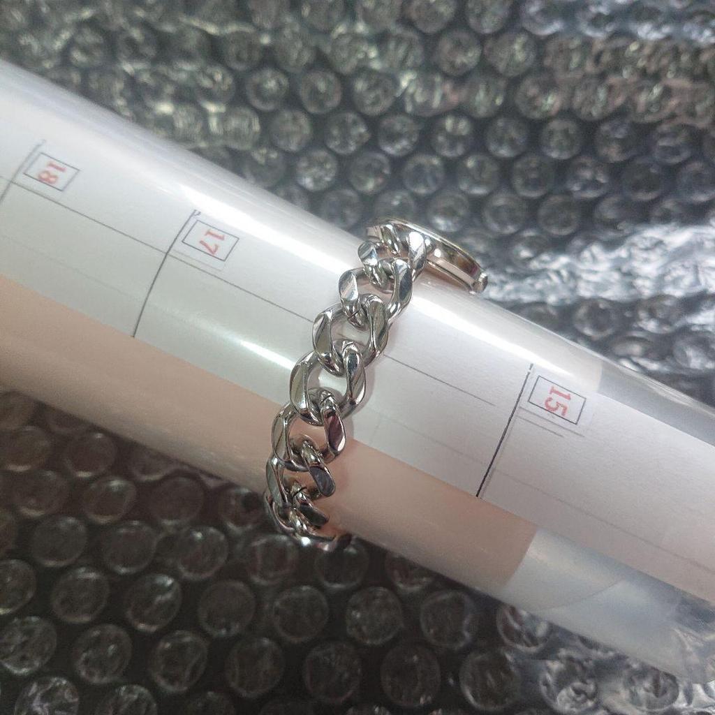 [USED] agnes.b V401 agnes.b. quartz watch, glossy silver