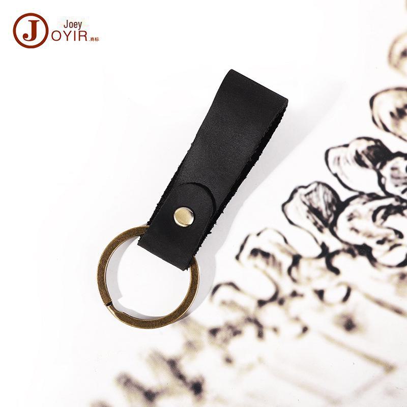 Брелок-подвеска из коровьей кожи в стиле ретро ручной работы - уникальный подарочный аксессуар для дома и автомобиля