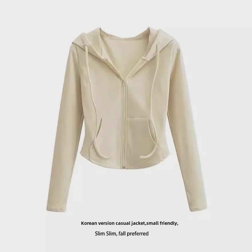 «Женский кардиган 2024 года из немецкого бархата облегающего кроя с капюшоном: Модный стиль для горячих девушек на осень/зиму