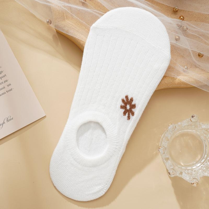Женские летние белые невидимые носки с милой вышивкой в виде животных и растений, силиконовые нескользящие носки