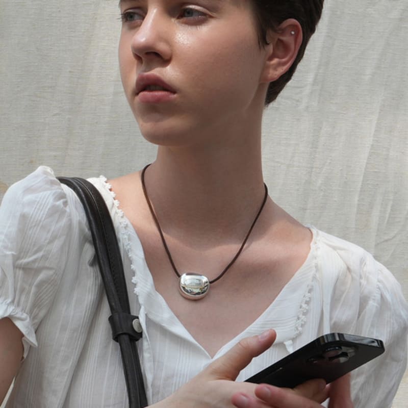 Denu [Celebrity Pick] ONO necklace