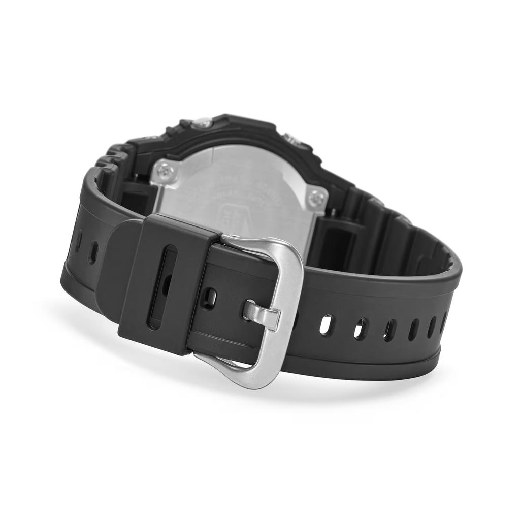 Casio G-Shock Classic Series Solar Six-Channel Radio Wave Shockproof Waterproof Solar Quartz Movement Resin Strap Men Watches Black GW-M5610-1