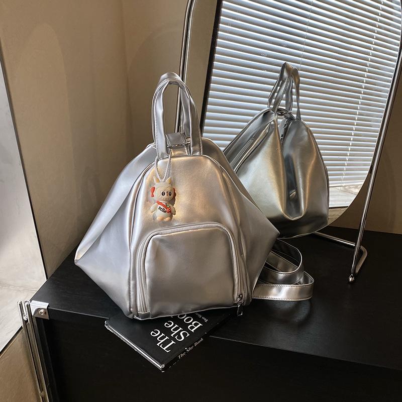 Женская сумка-тоут большой вместимости, новая нишевая сумка-мессенджер через плечо, сумка для通勤, повседневный многофункциональный рюкзак