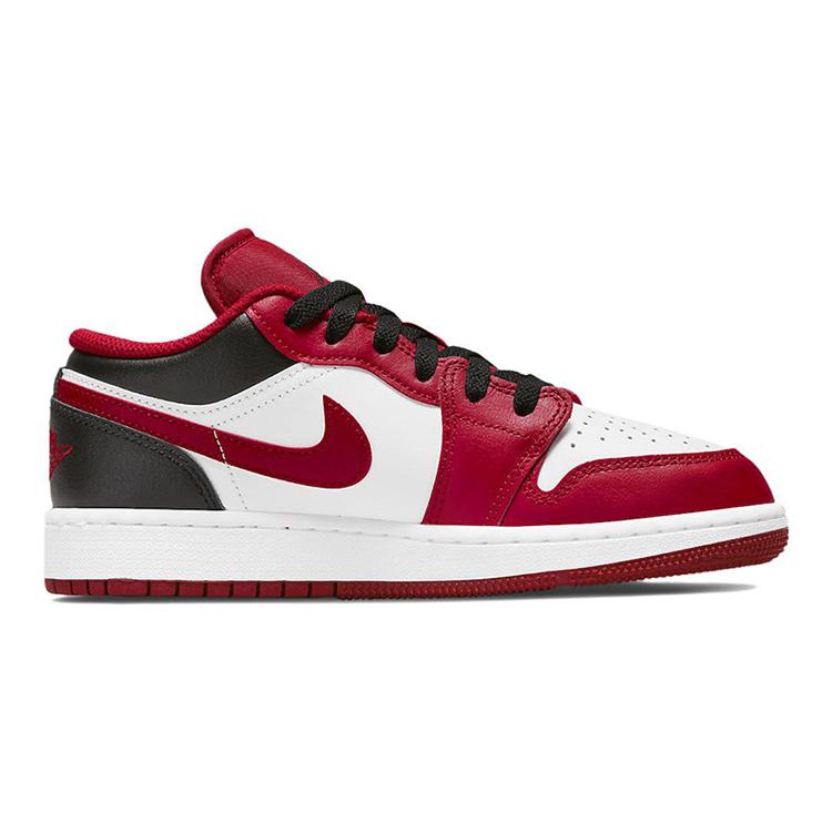 Новые Jordan 1 Low Bulls GS 553560-163